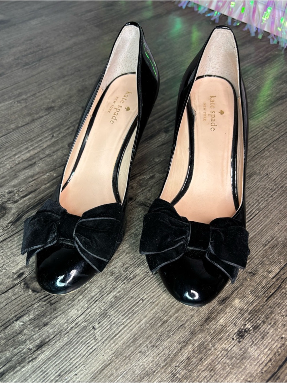 kate spade Black Patent Suede Bow Wedges Sz 10